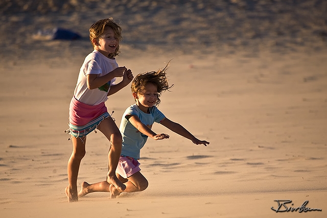 IMG_2632-Edit.jpg - Playing on the beach